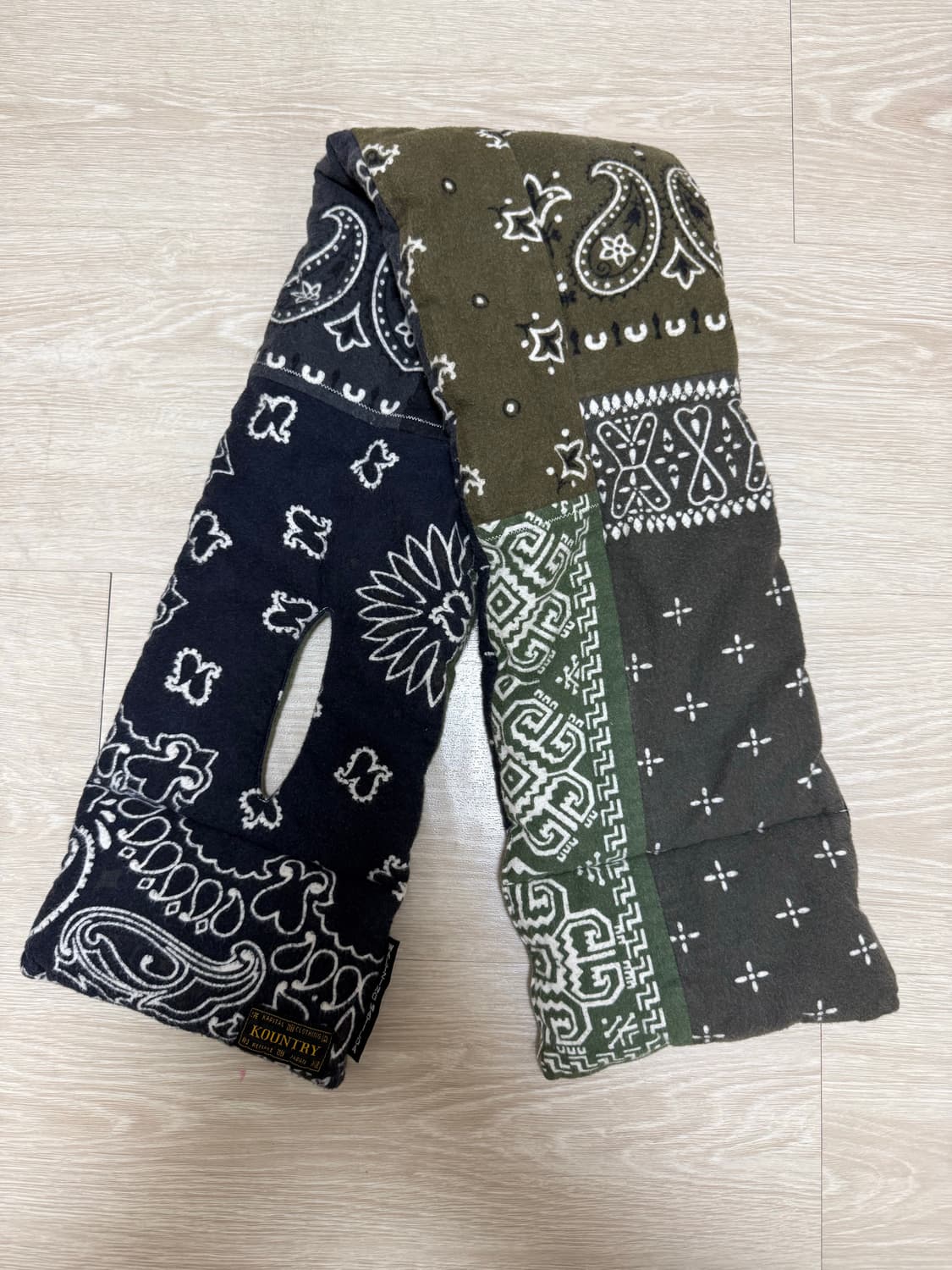 (OS)캐피탈 반다나 리버시블 머플러 팝니다 상품이미지2