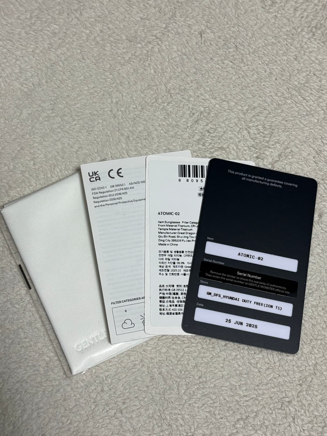 젠틀몬스터 아토믹02 상품이미지5