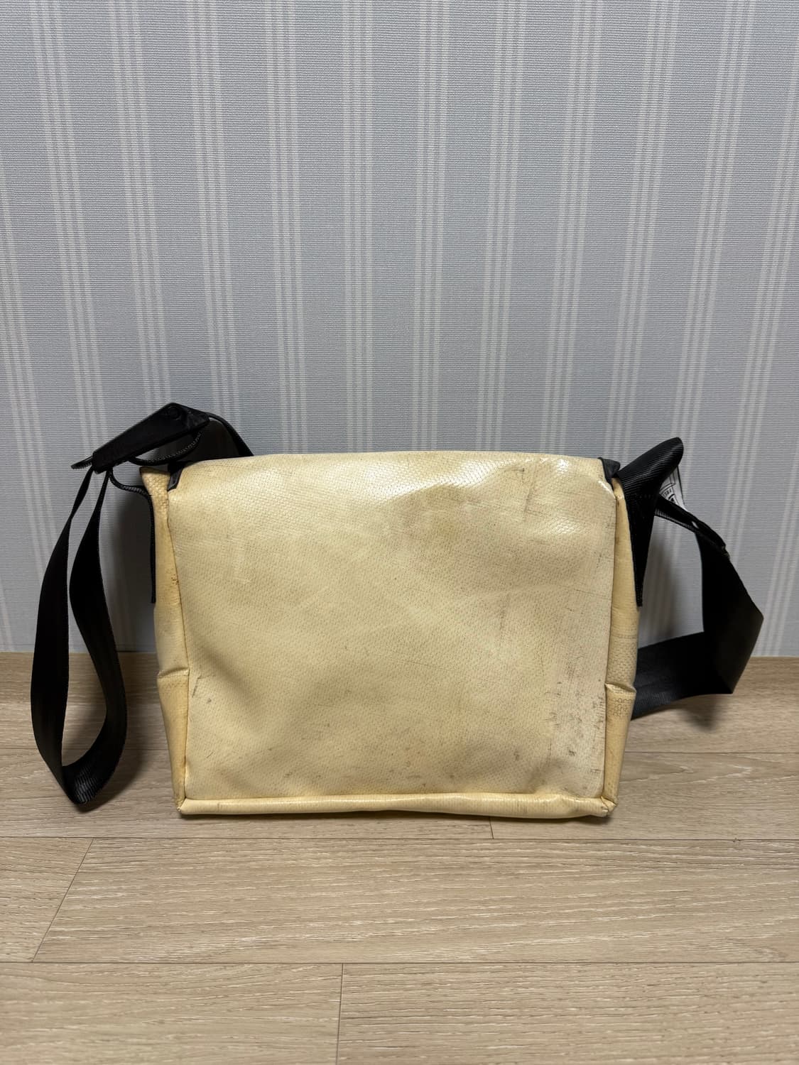 프라이탁 라씨 상품이미지3