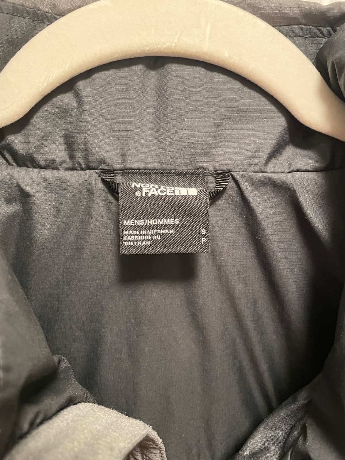 20FW 더 노스페이스 Aconcagua 550 패딩 자켓 그레이 상품이미지3