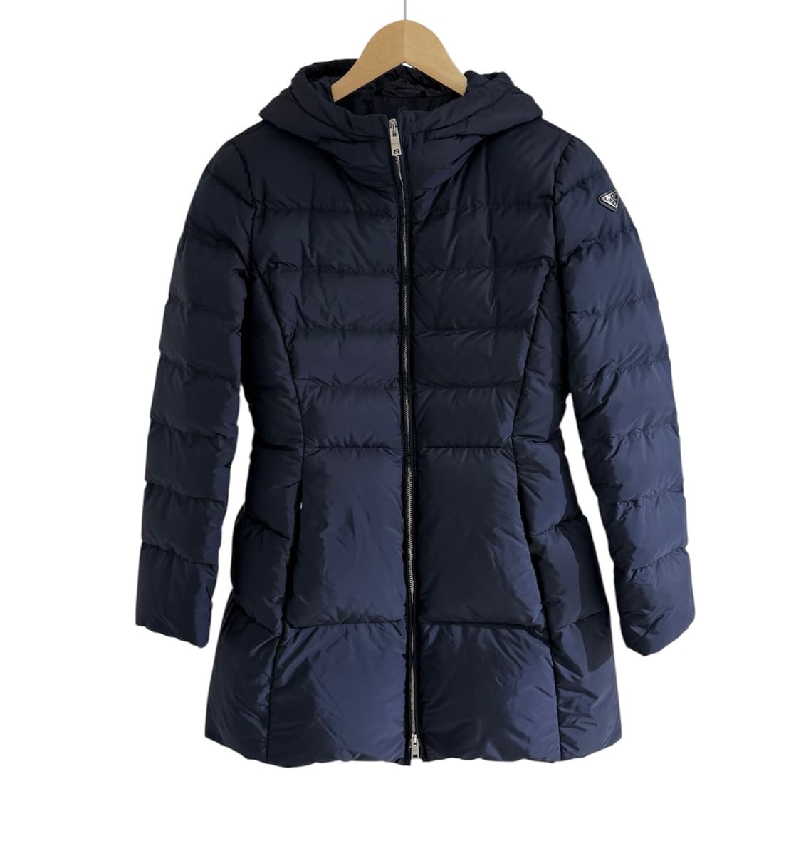 프라다 리나일론 피우마 다운 자켓 상품이미지1