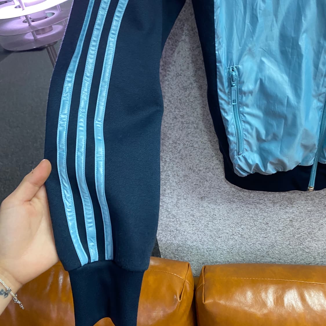 아디다스 y2k 빈티지 라이트블루 실크 트랙탑 져지 B4620  상품이미지4