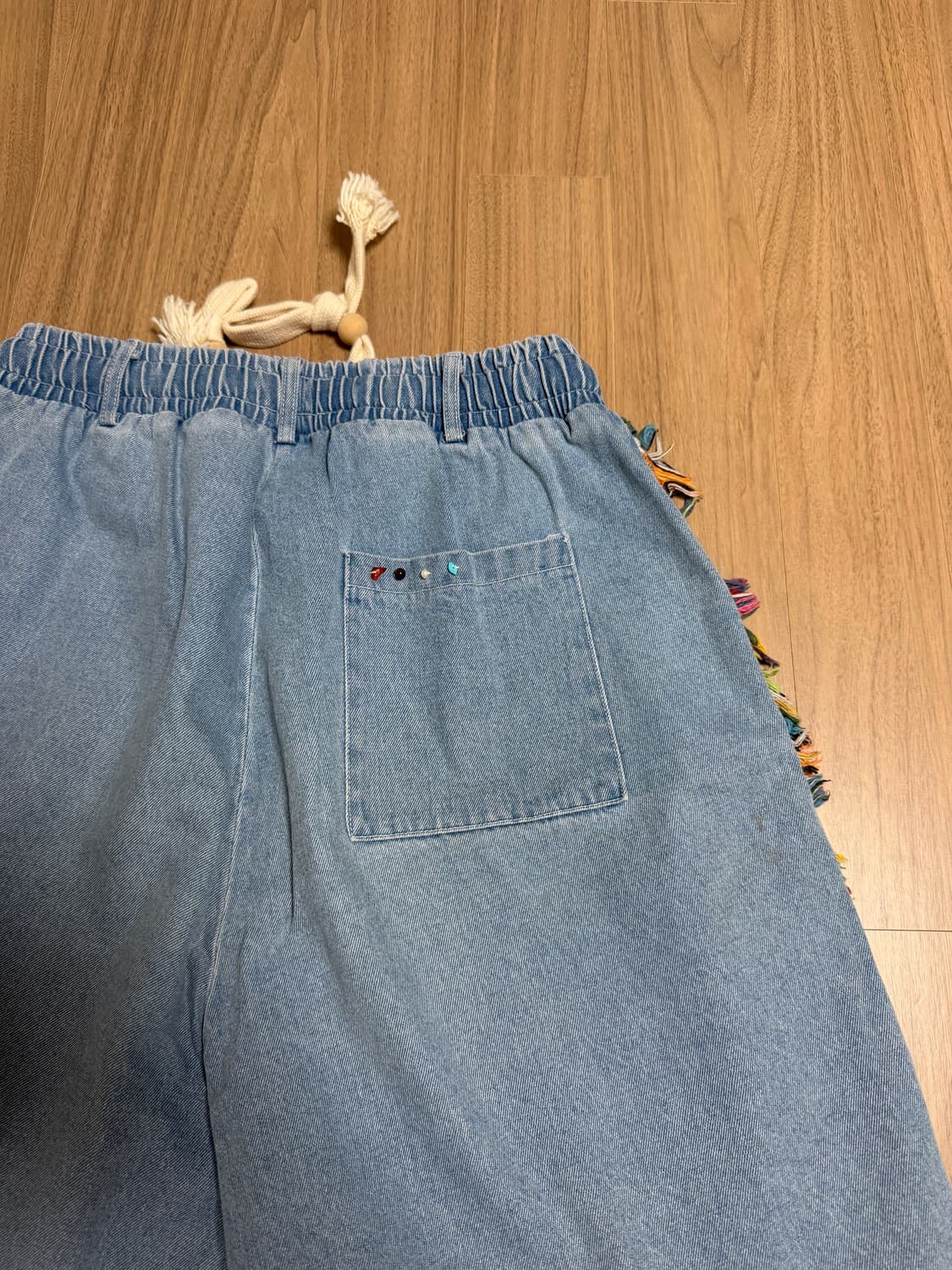 에씰미 에스닉 데님쇼츠 os size 상품이미지4