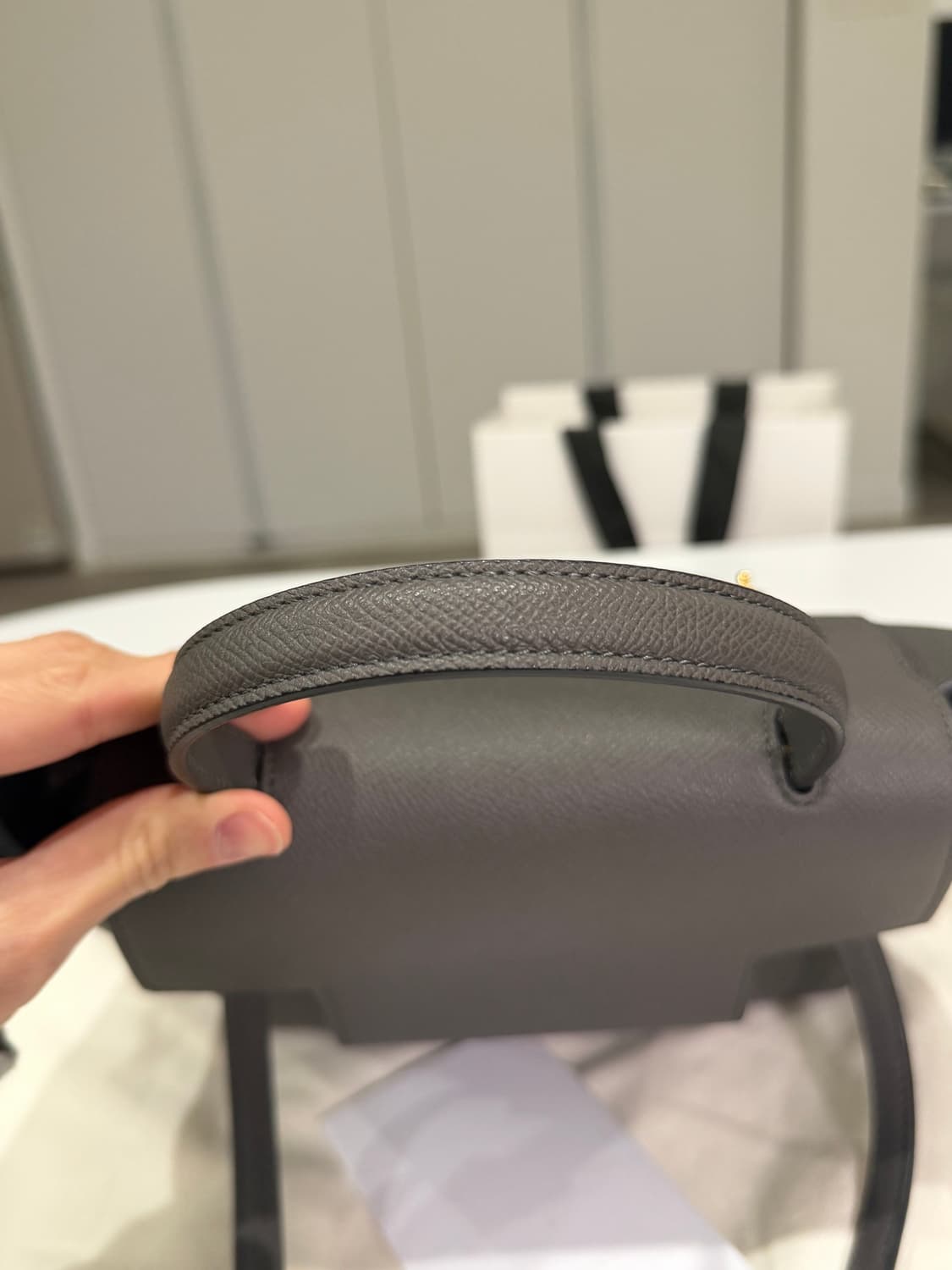 셀린느 벨트백 나노 그레이 상품이미지2