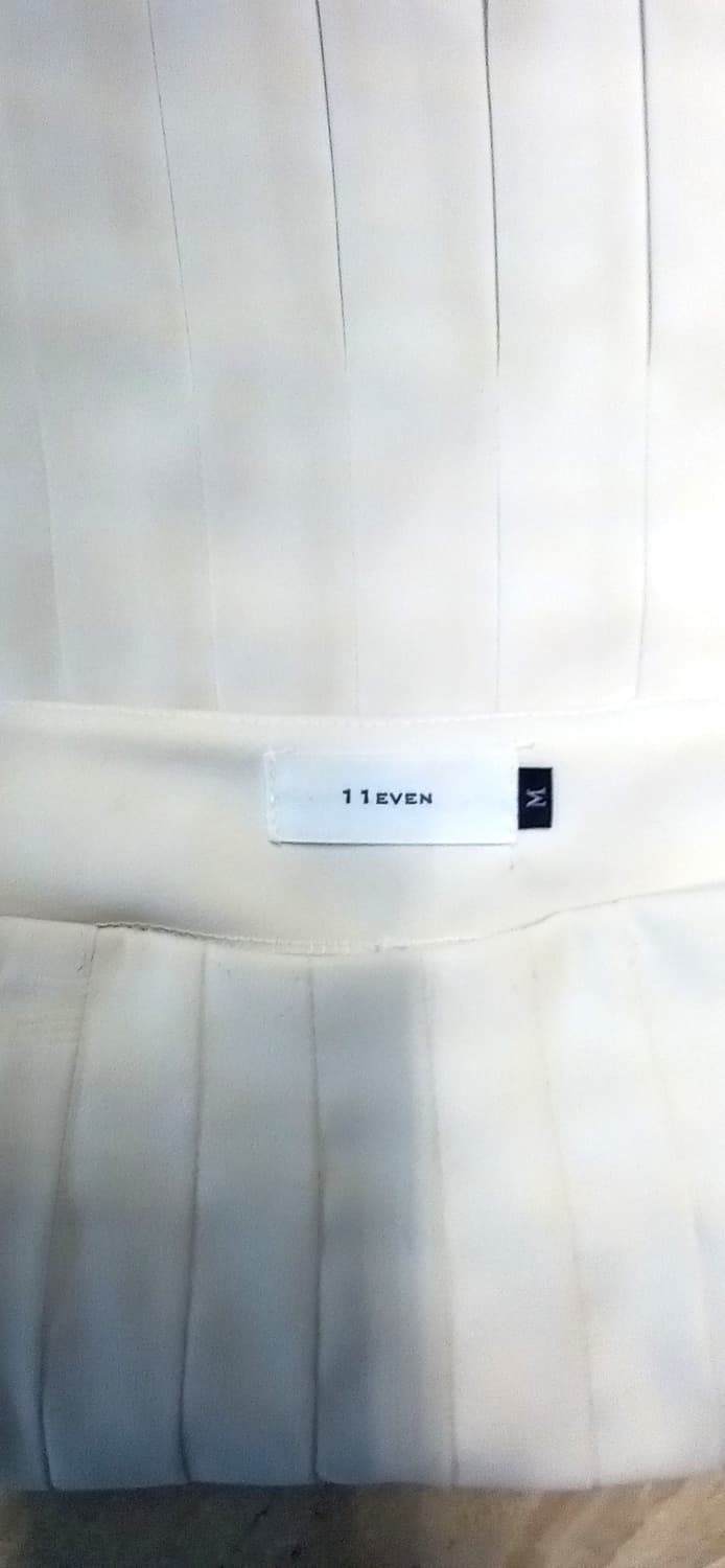 아이보리 핀턱 플리츠 미디 스커트 상품이미지5