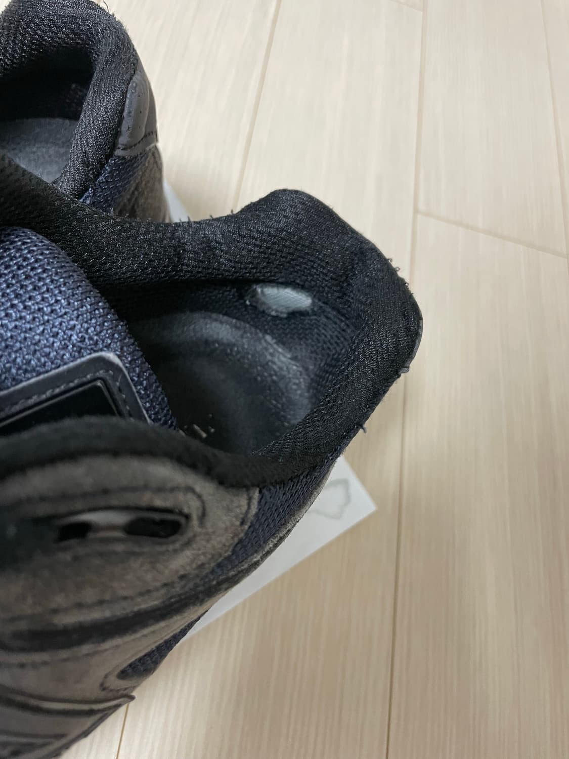 뉴발란스 990v4 자운드 네이비 275 상품이미지8