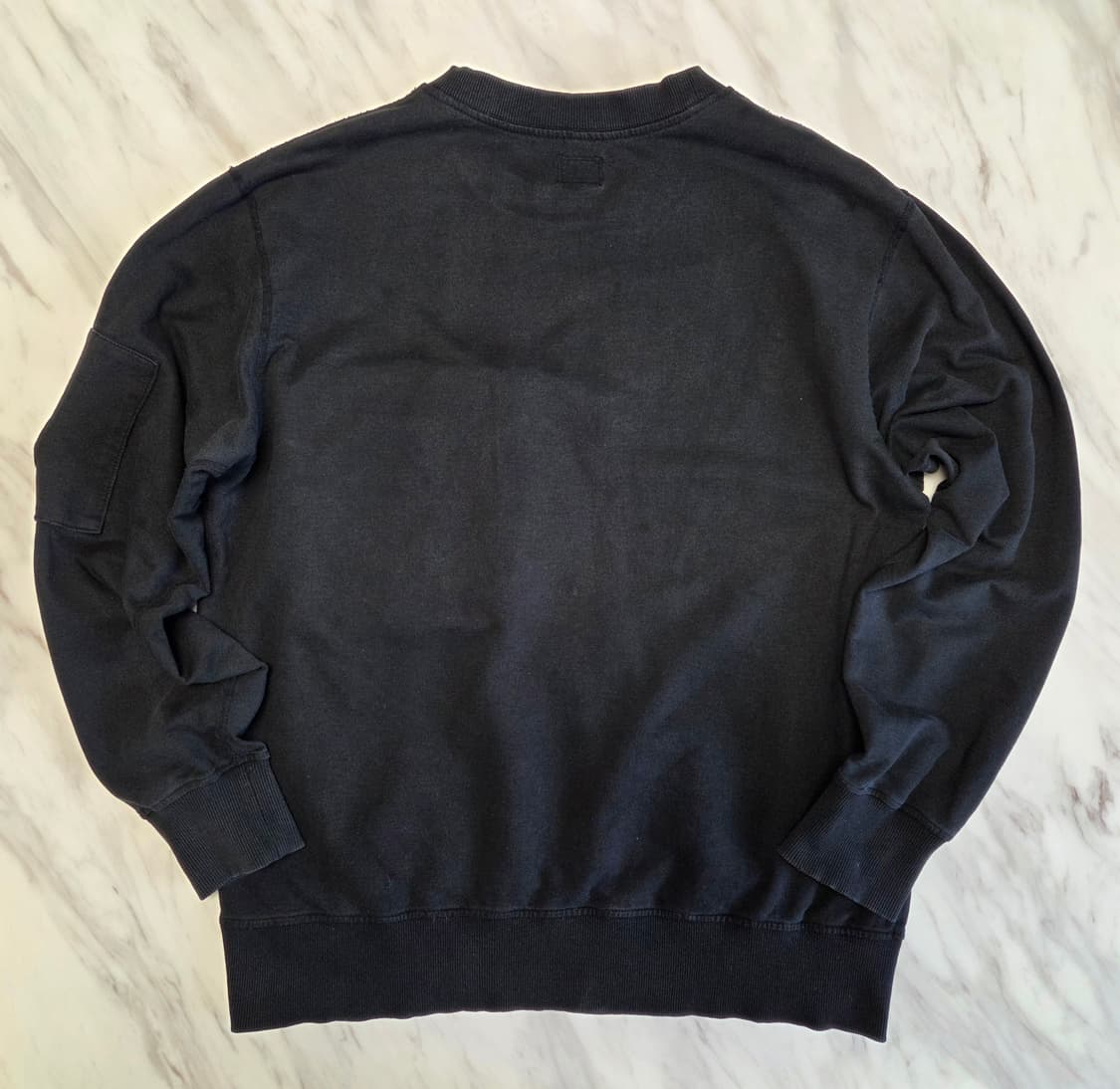 씨피컴퍼니 카고포켓 맨투맨 상품이미지2