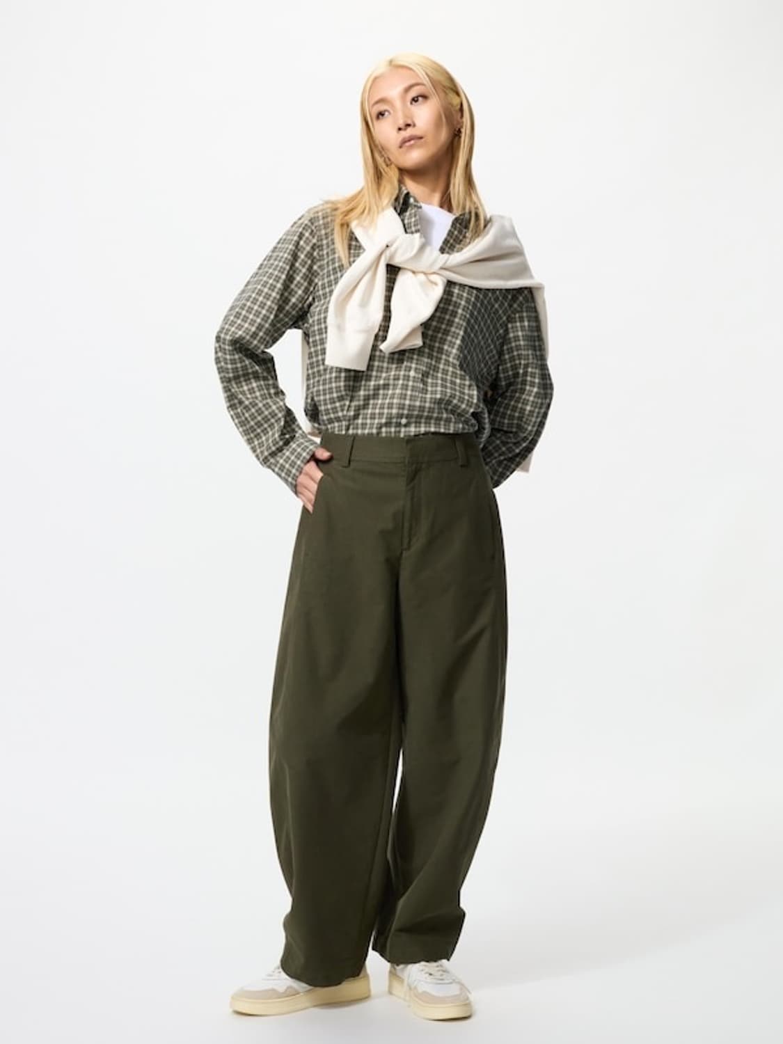 유니클로 저지 배럴 레그 팬츠 올리브 L 상품이미지1