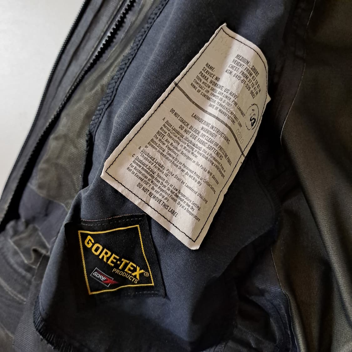 (새상품급) 오리지날 미해군 고어텍스 파카 미듐숏 B643 상품이미지9
