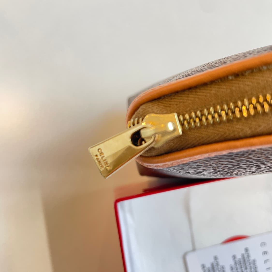 셀린느 마카담 파우치 상품이미지5