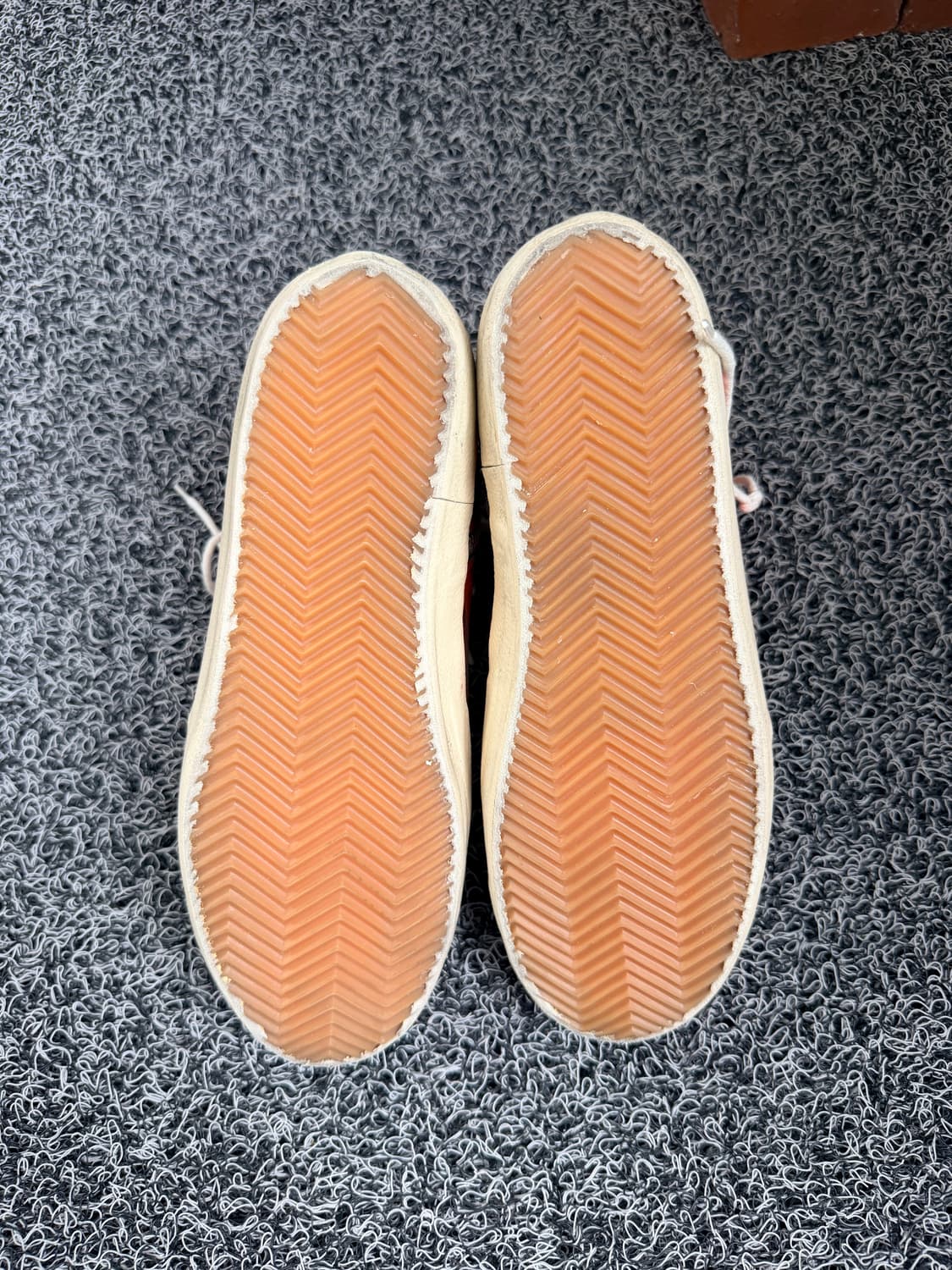 골든구스 프란시(Francy) 하이탑 스니커즈 - 지오메트릭 레드/오렌지 상품이미지2