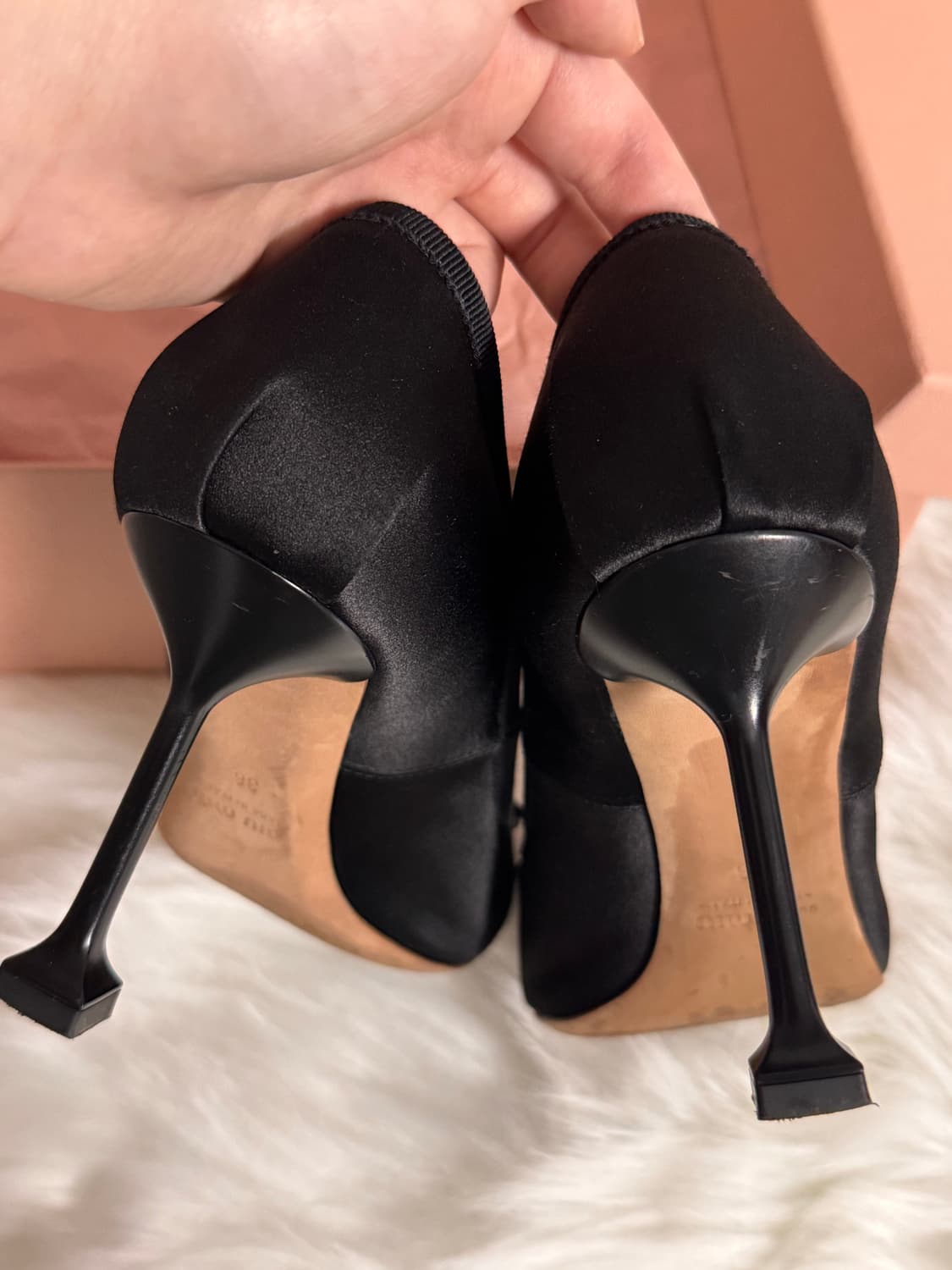 미우미우 발레리나 새틴 힐 상품이미지5