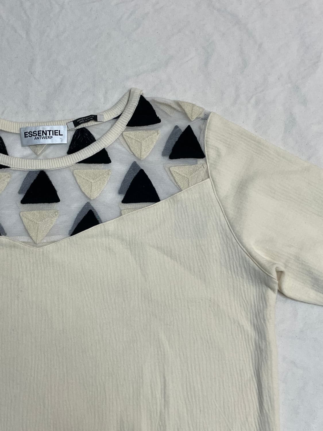 에센셜 맨투맨 상품이미지5