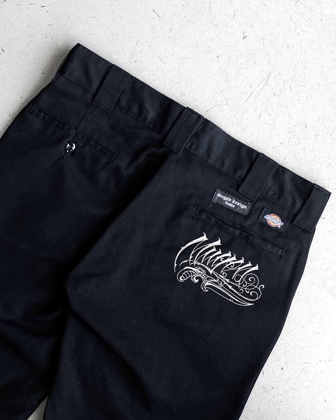 디키즈 x 무겐 디자인 트라이앵글 스터드 하프 팬츠 상품이미지7