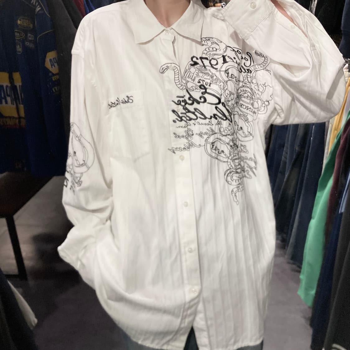 [IM] vtg 화이트 그래픽 셔츠 상품이미지3