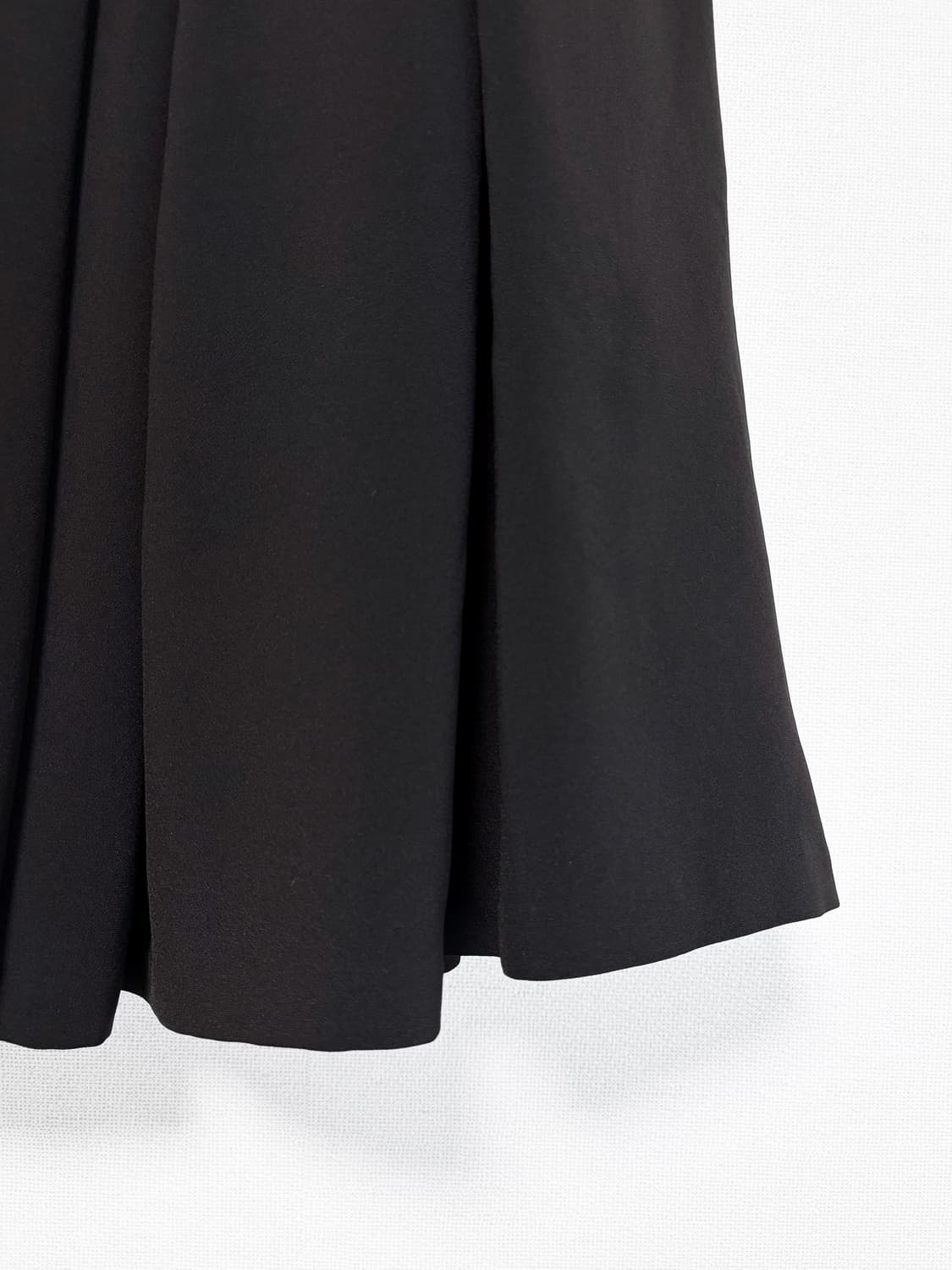 Structured Flare Midi Skirt - Black 상품이미지6