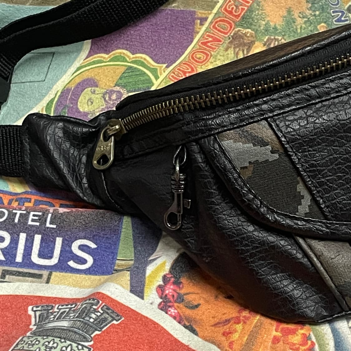 90s 아디다스 제우교역 생산 뱀피 레자 힙색 올드스쿨 미니백 가방 상품이미지3