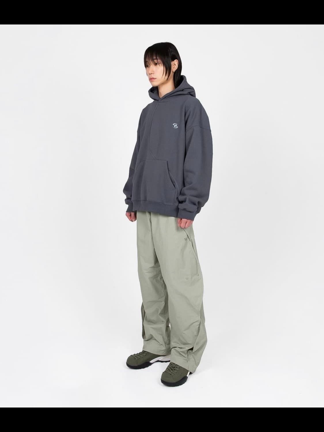 산산기어 21FW 후드티 상품이미지1