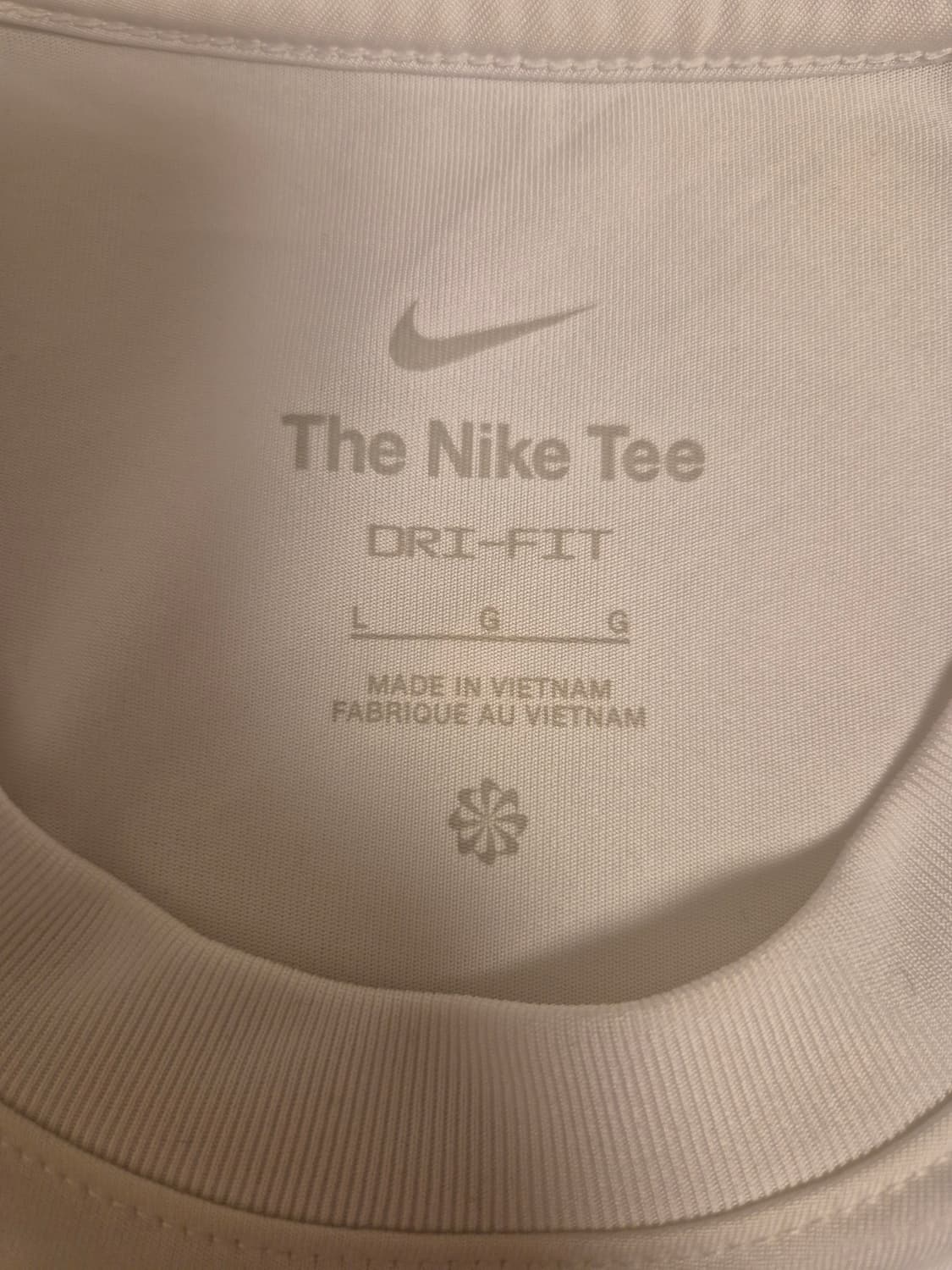 나이키 드라이핏 반팔티 화이트 L 상품이미지4