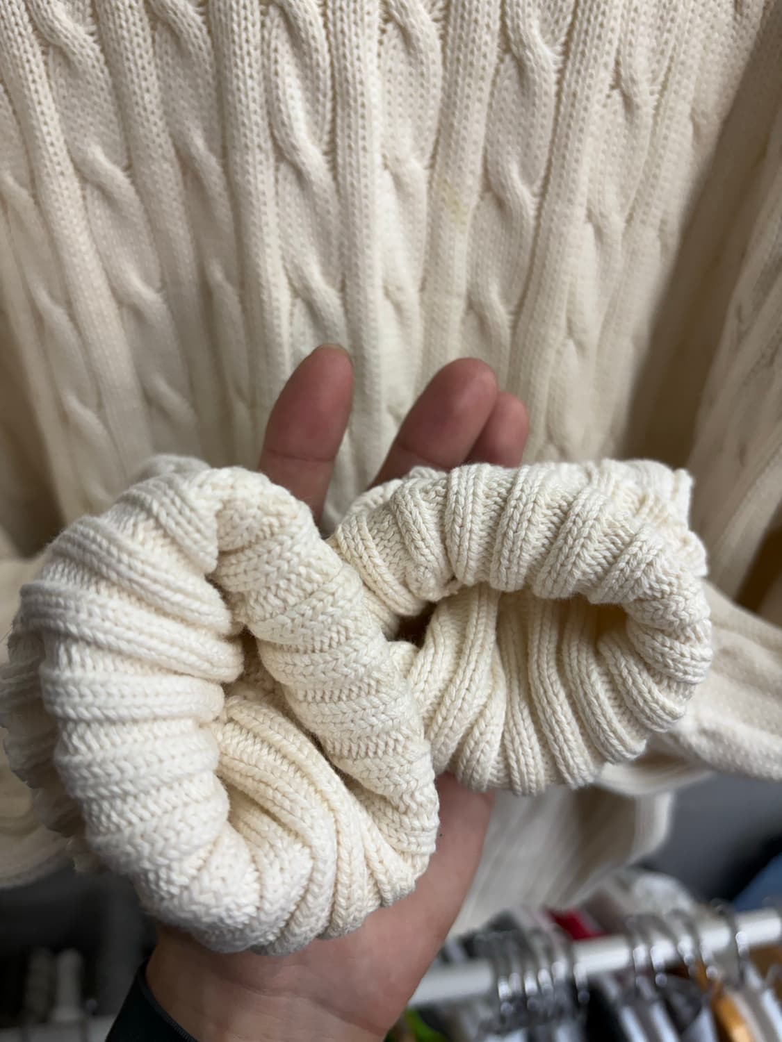 폴로 꽈배기 브이넥 니트 상품이미지5