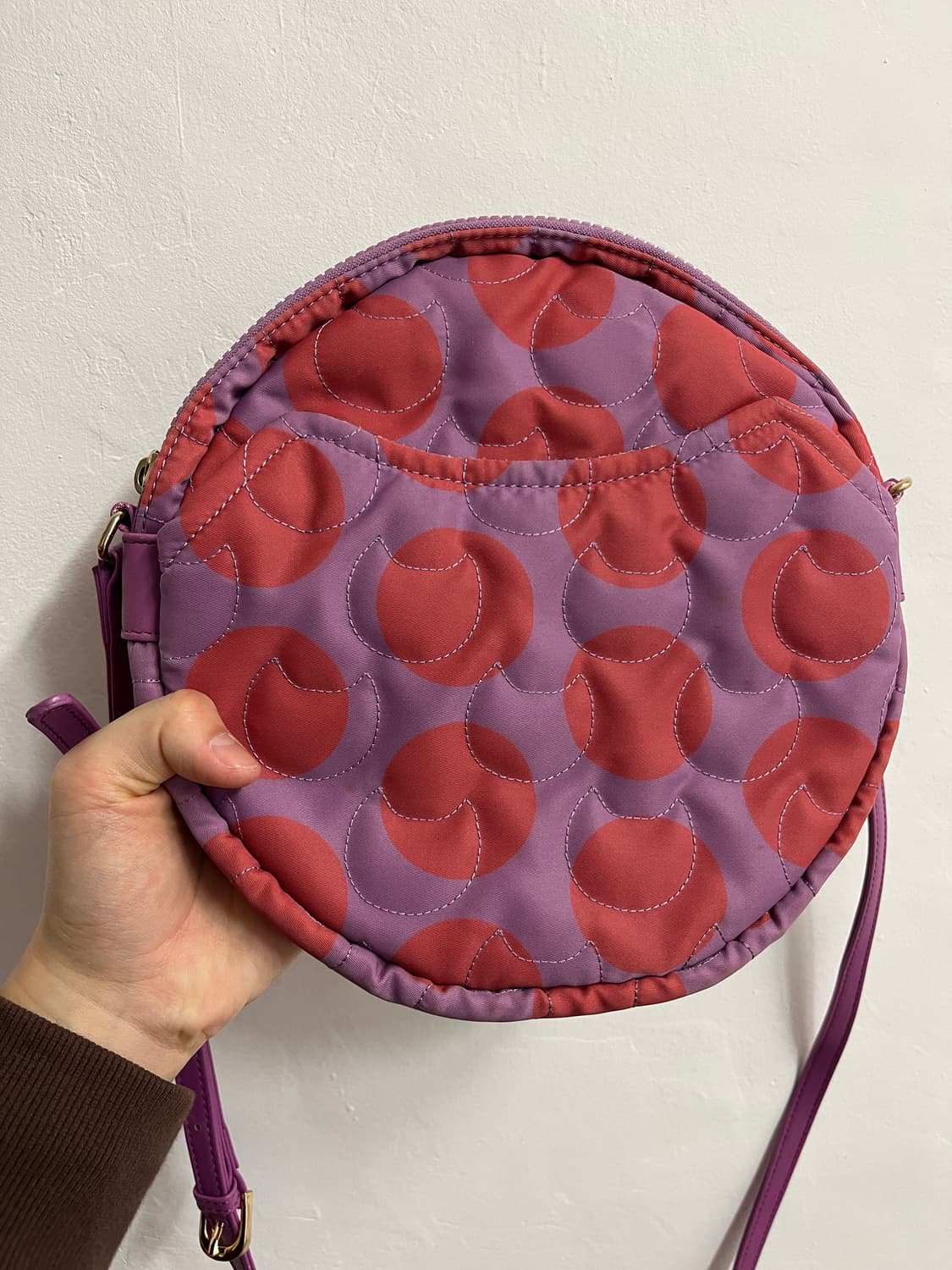 냥이가 숨겨진 퍼플 도트 크로스백 🐱 상품이미지3