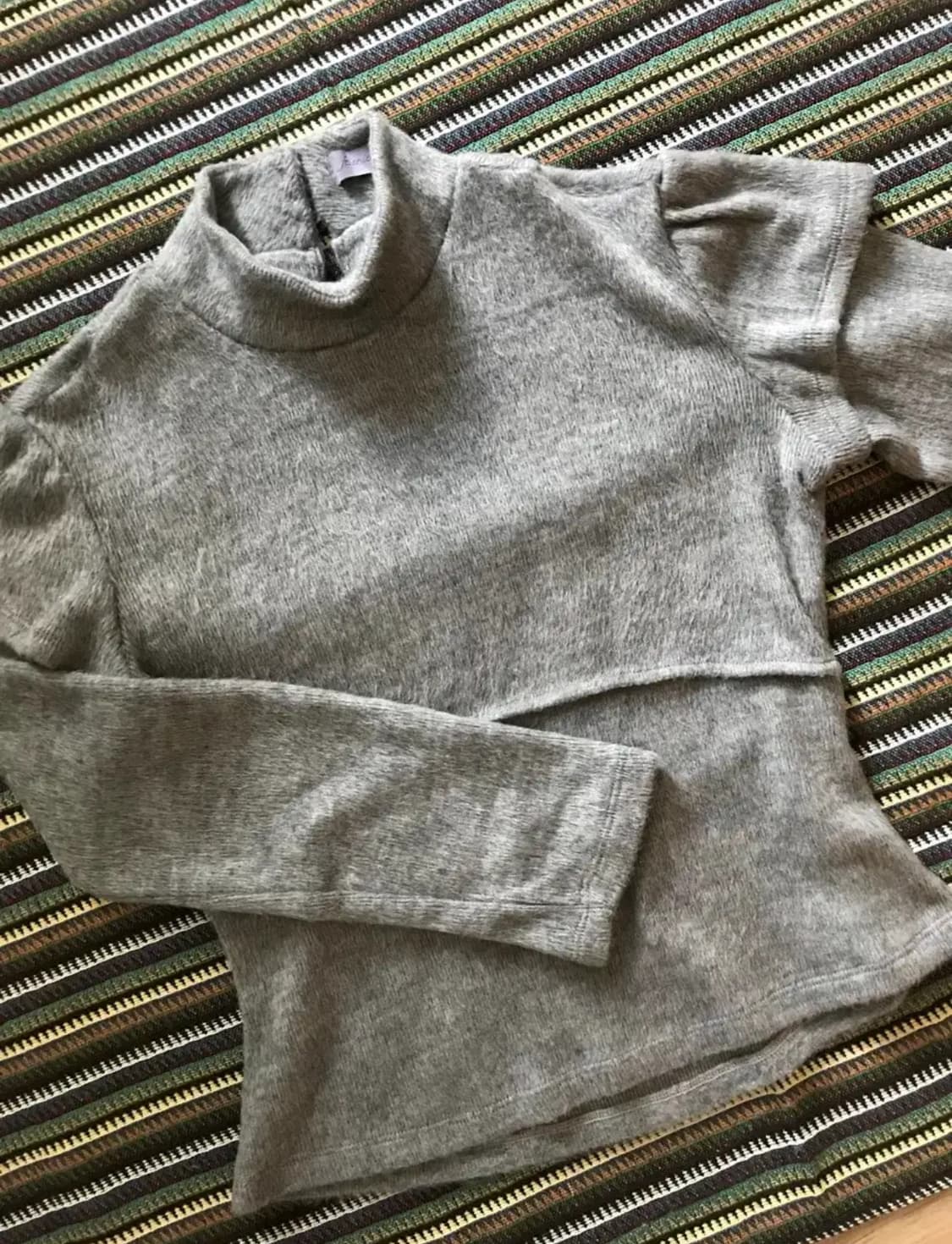 샵페어리 hairy puff line top 상품이미지2