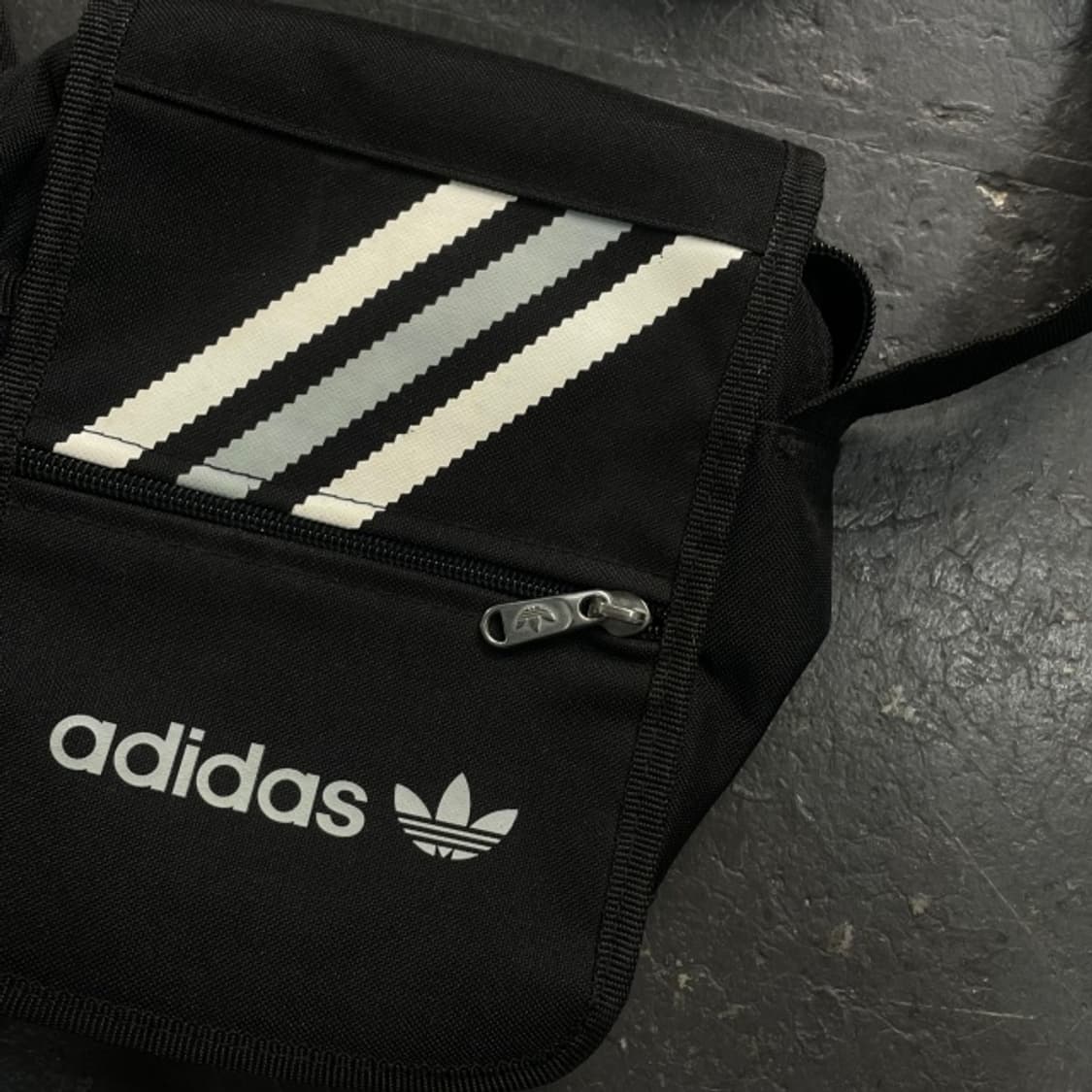아디다스 크로스백 상품이미지2