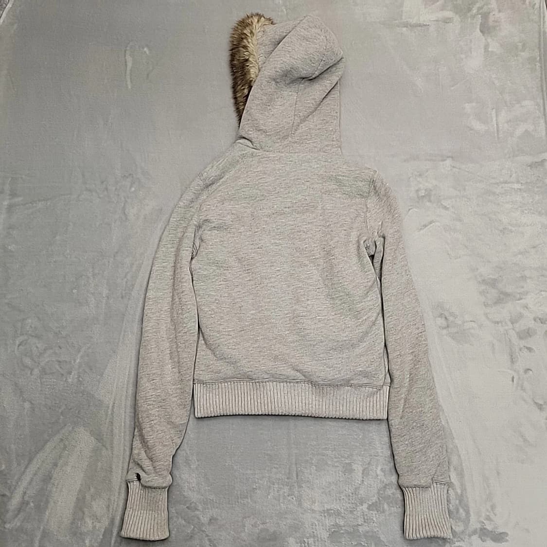 아베크롬비 앤 피치 Y2K 빈티지 퍼 후드 집업 상품이미지7