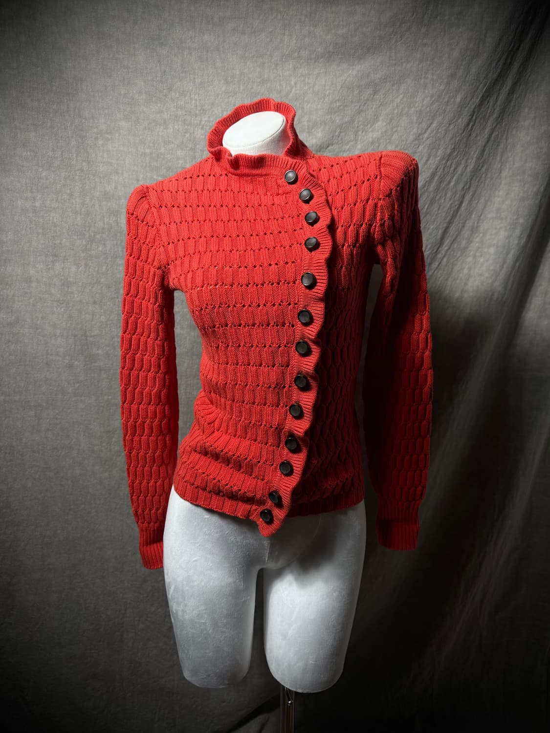 Marc by Marc Jacobs Asymmetric Botton 상품이미지1