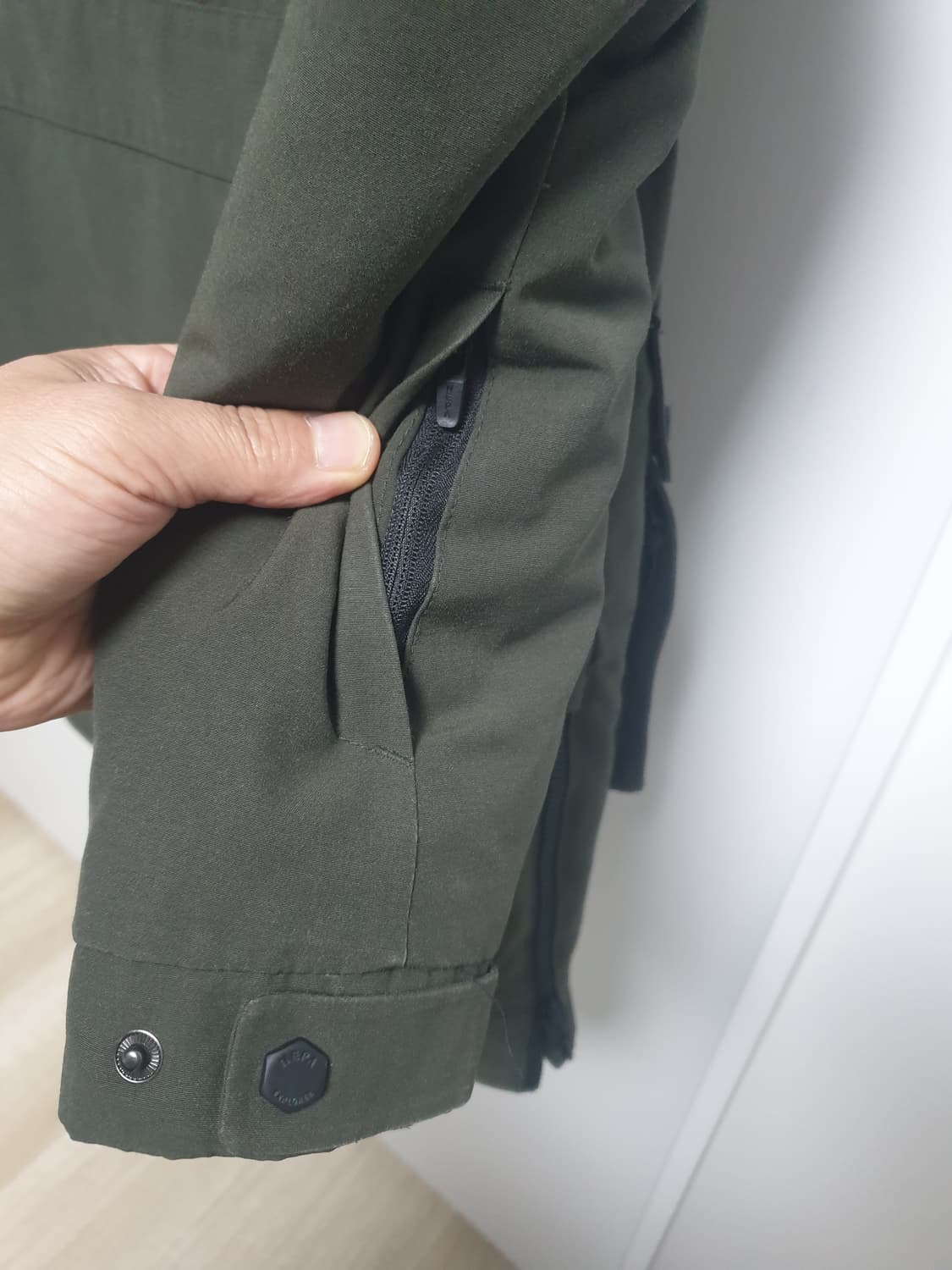 네파 여성 구스 패딩 xs 상품이미지7