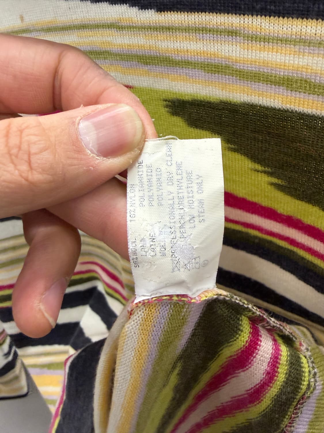 미쏘니 컬러풀 패턴 터틀넥 긴팔 티셔츠  상품이미지5