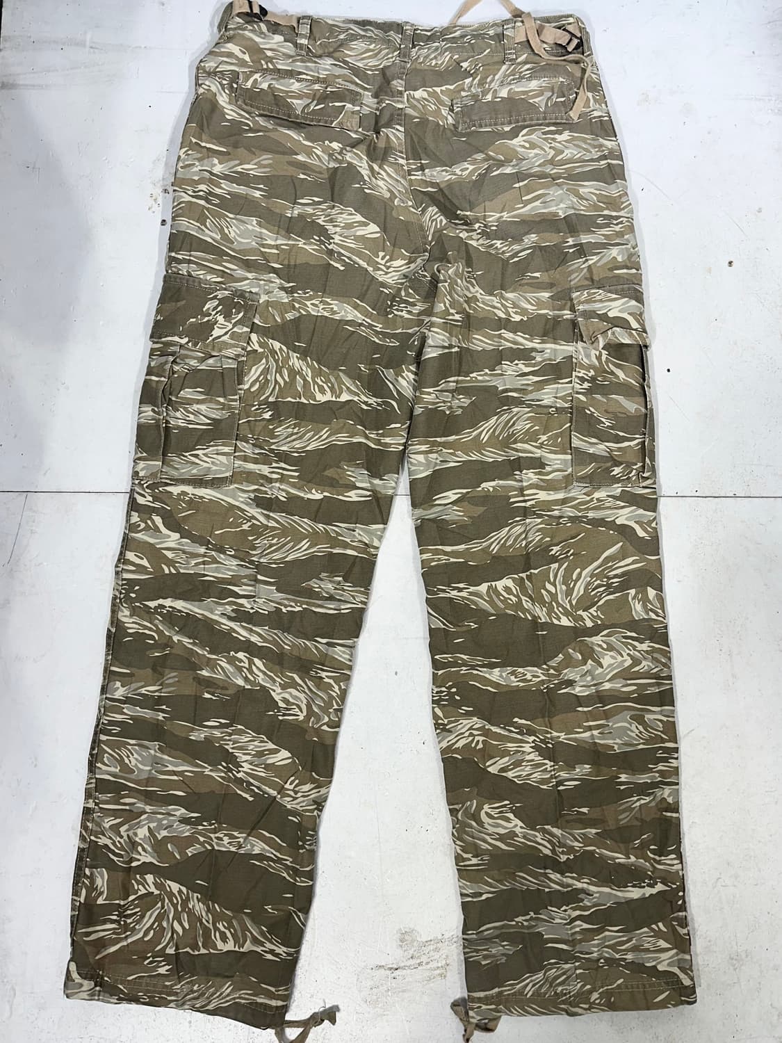 일본 빈티지 베이지 카모 허리 포인트 와이드 카고 팬츠  상품이미지5