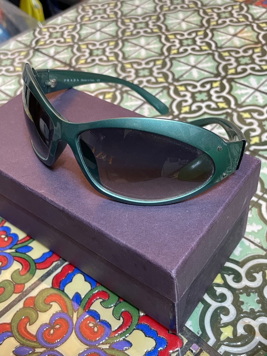 PRADA SPR 10F 프라다 선글라스 그린 상품이미지2
