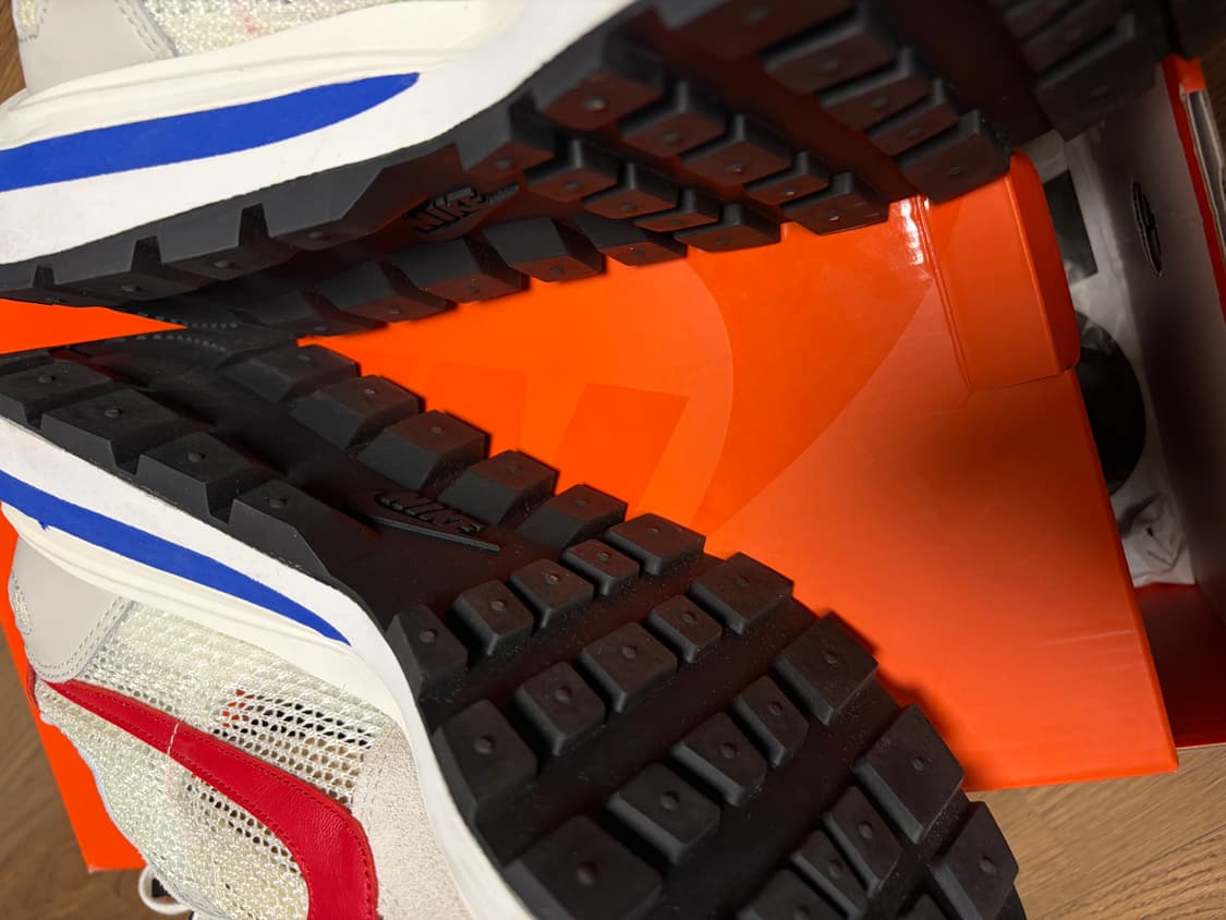 나이키 x 사카이 베이퍼와플 로얄 푸시아 상품이미지6