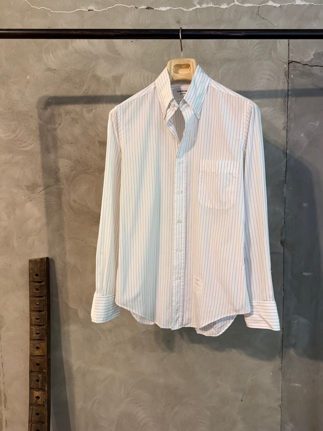 톰브라운 버튼다운 셔츠 100 상품이미지1