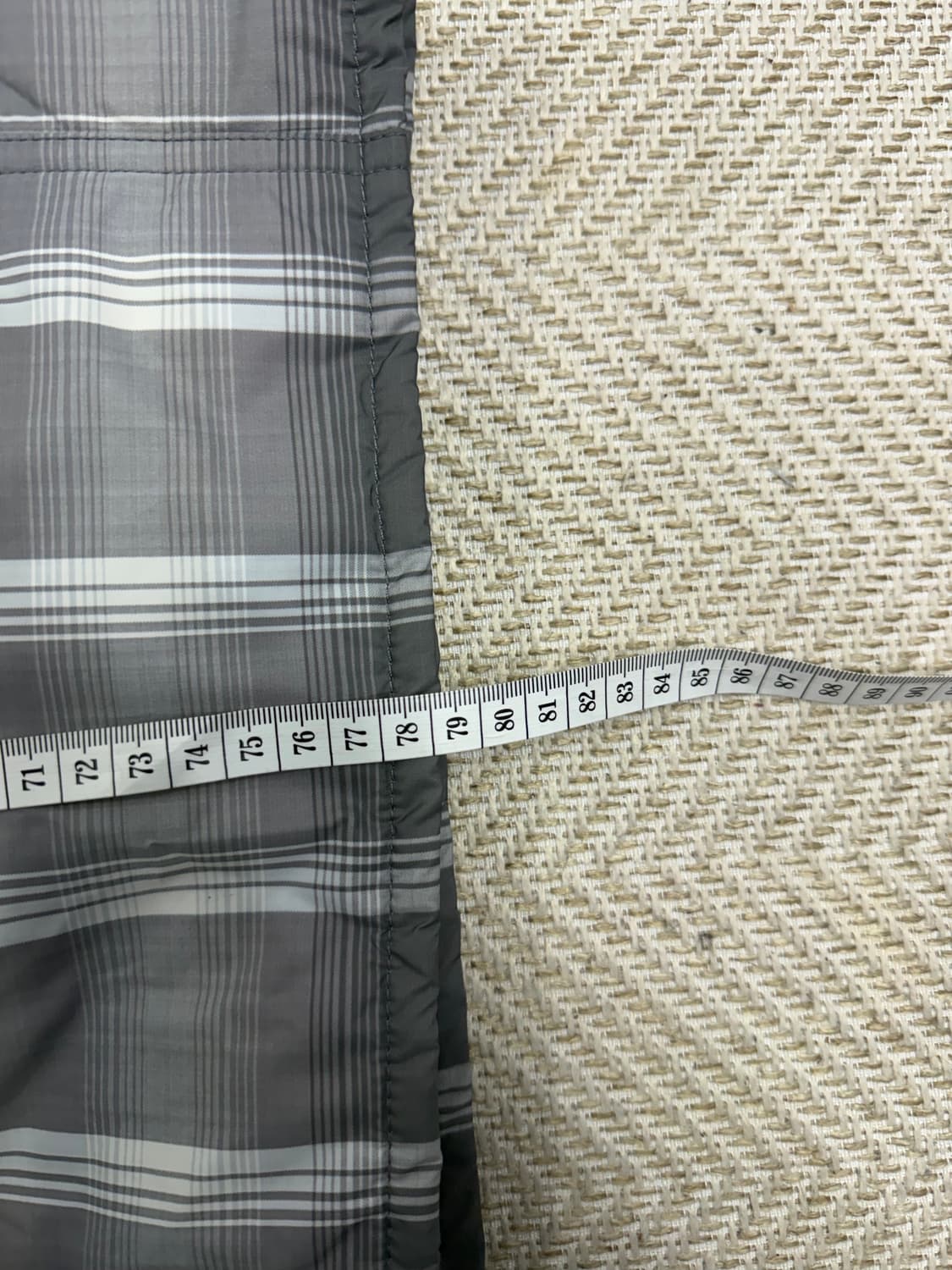 정품) COS 코스 남성 체크 경량패딩 자켓 L 상품이미지9