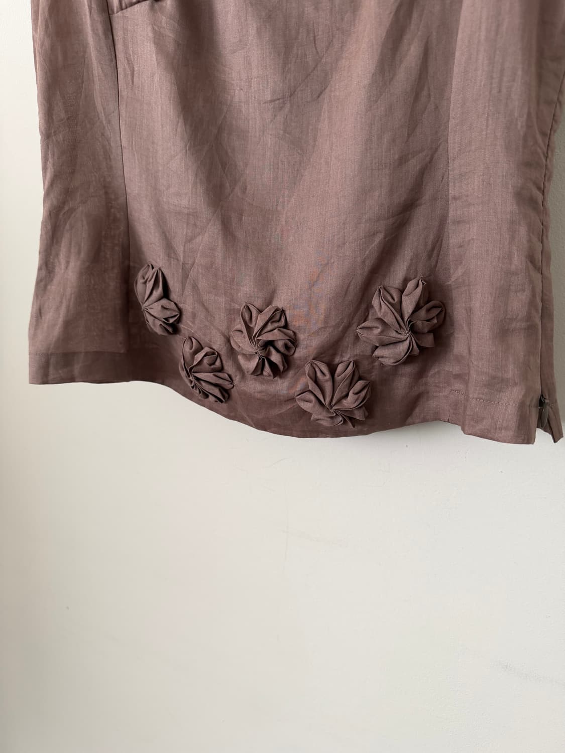 Floral Corsage Linen Blouse 상품이미지5