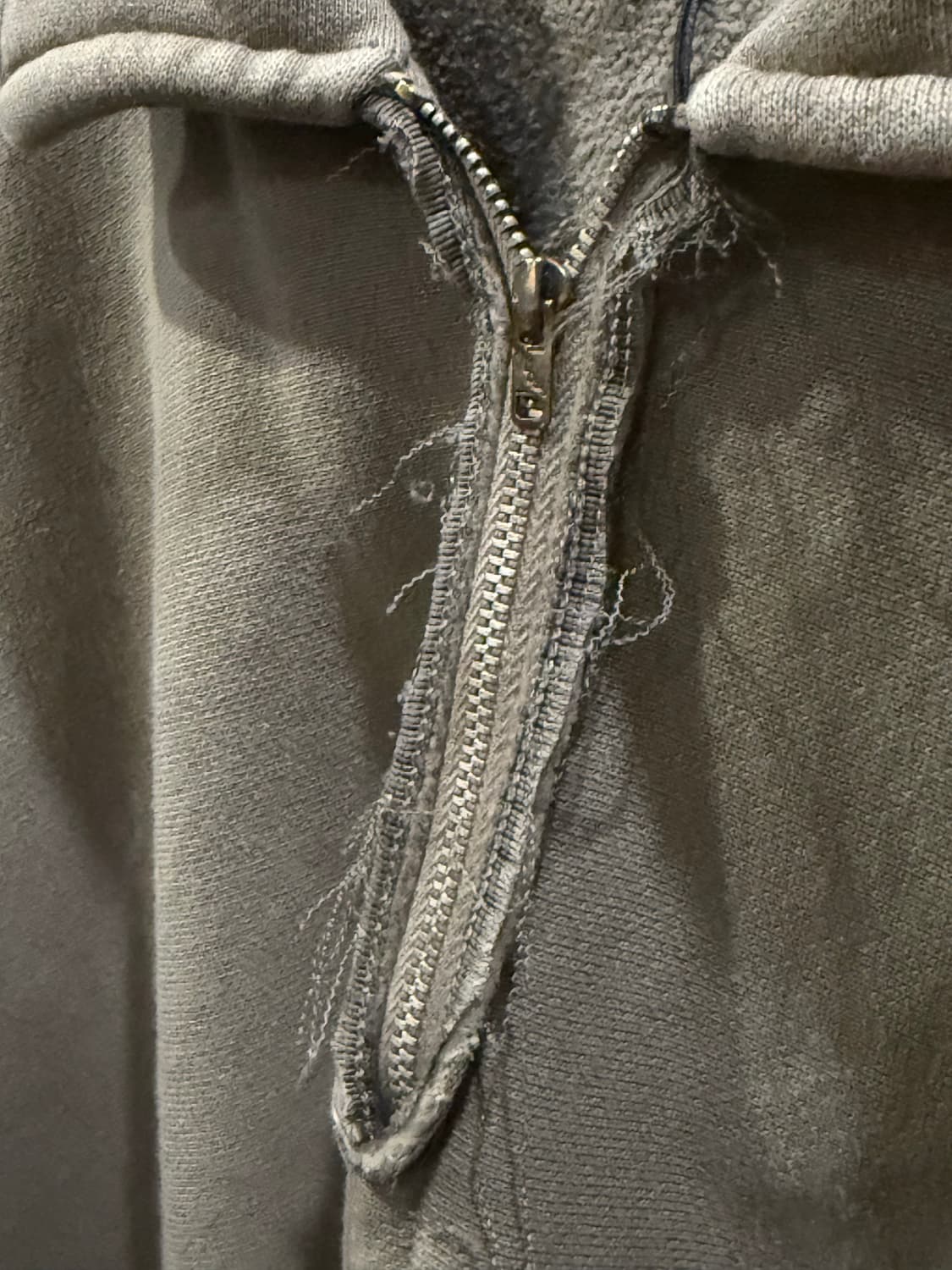 [2] 아프레쎄 하프 집 스웻셔츠 비오탑 별주 상품이미지2