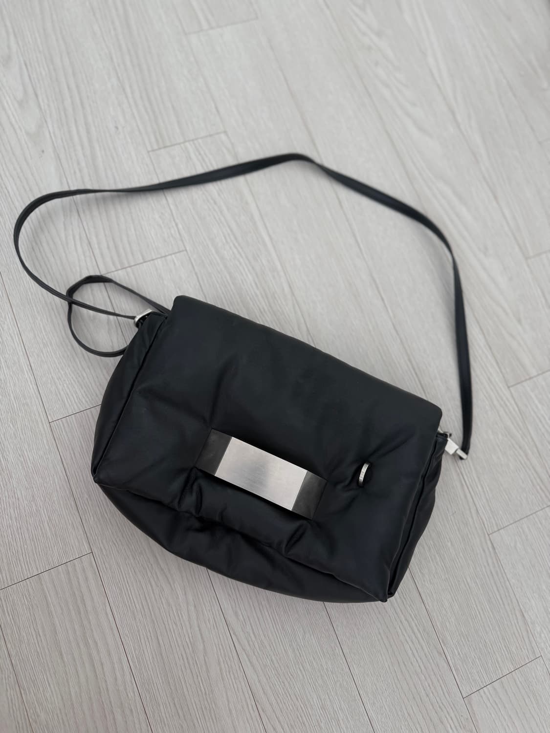 릭오웬스 그리핀 퀼팅 크로스백  상품이미지4