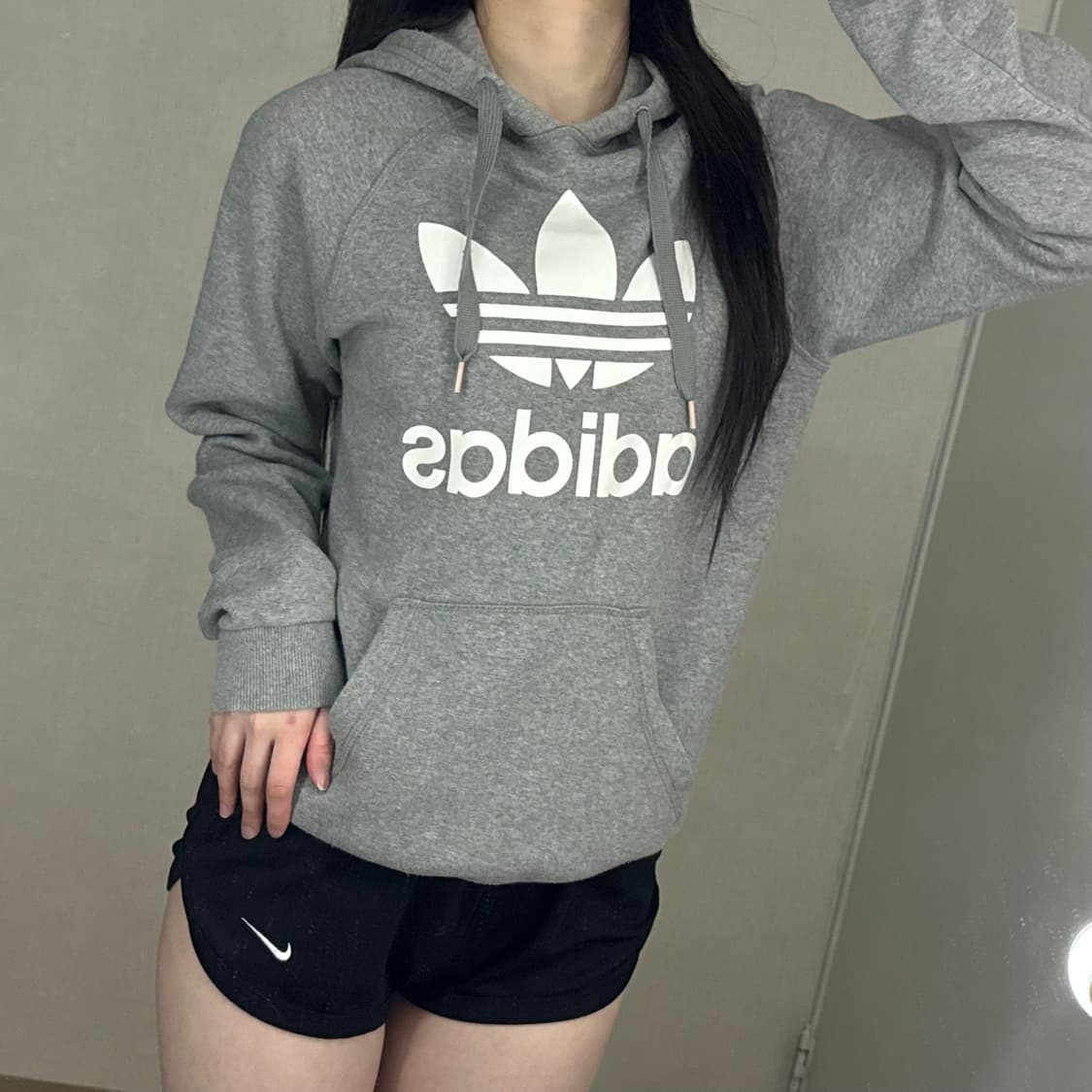 아디다스 불꽃 파이어버드 빅 로고 후드티 그레이 상품이미지1