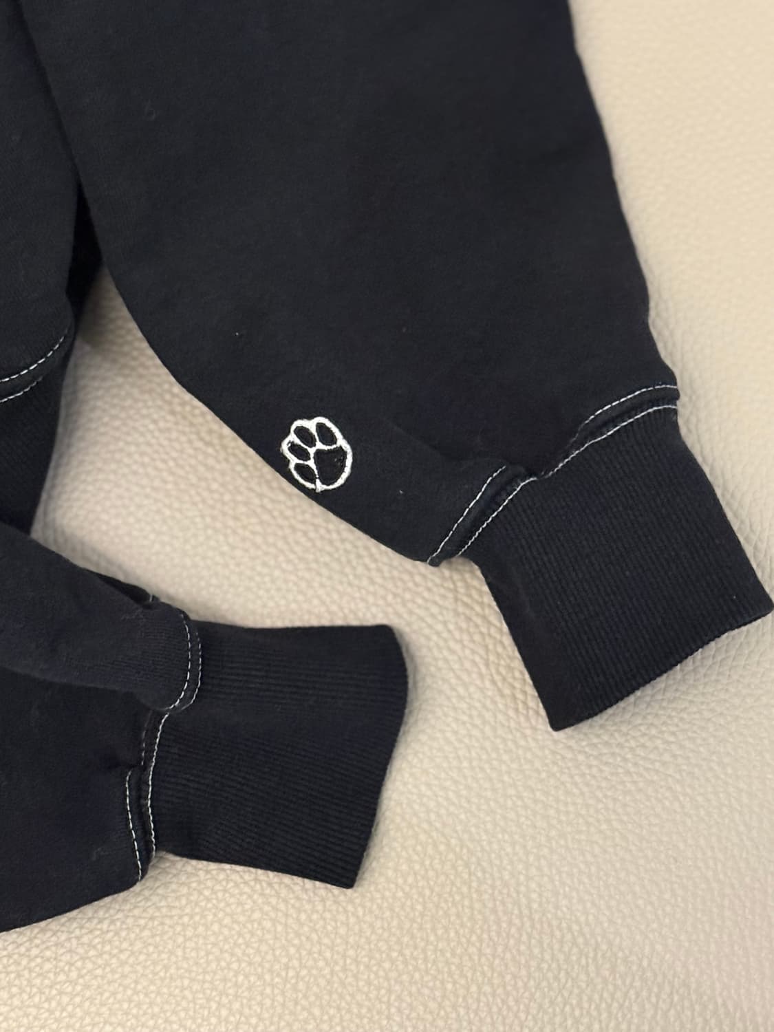 디스이즈네버댓 PAW Hoodie Black 기모 후드 상품이미지5