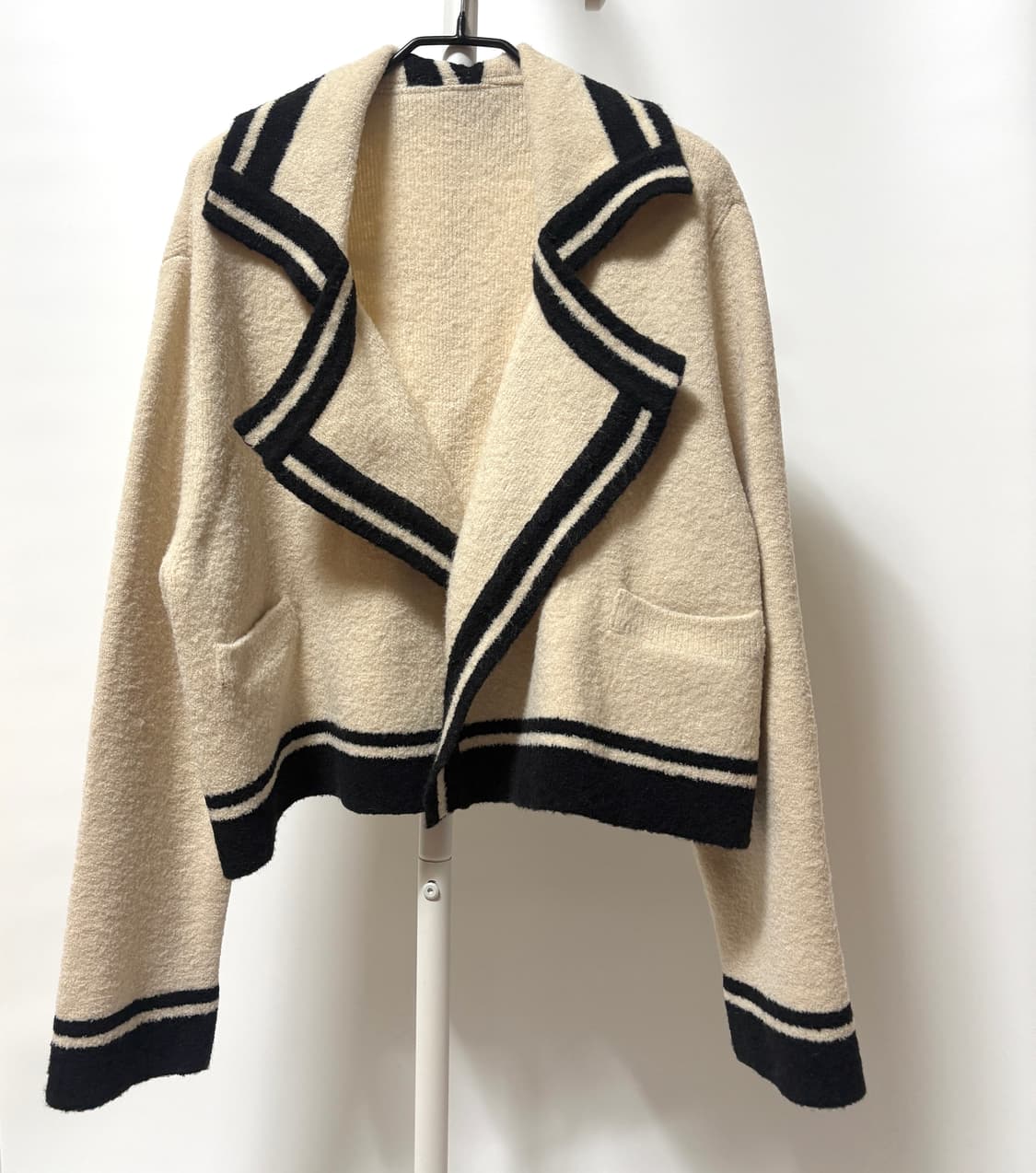 EENK 잉크 팅크 컨트래스트 트림 더블-니트 자켓 상품이미지2