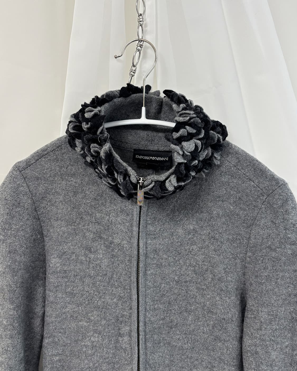 EMPORIO ARMANI 모노 페탈 텍스처 울 집업 코트 상품이미지3