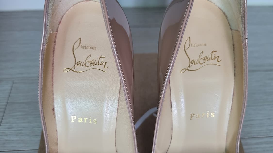 크리스찬 루부탱 피갈플라토120 36사이즈 판매합니다. 상품이미지9