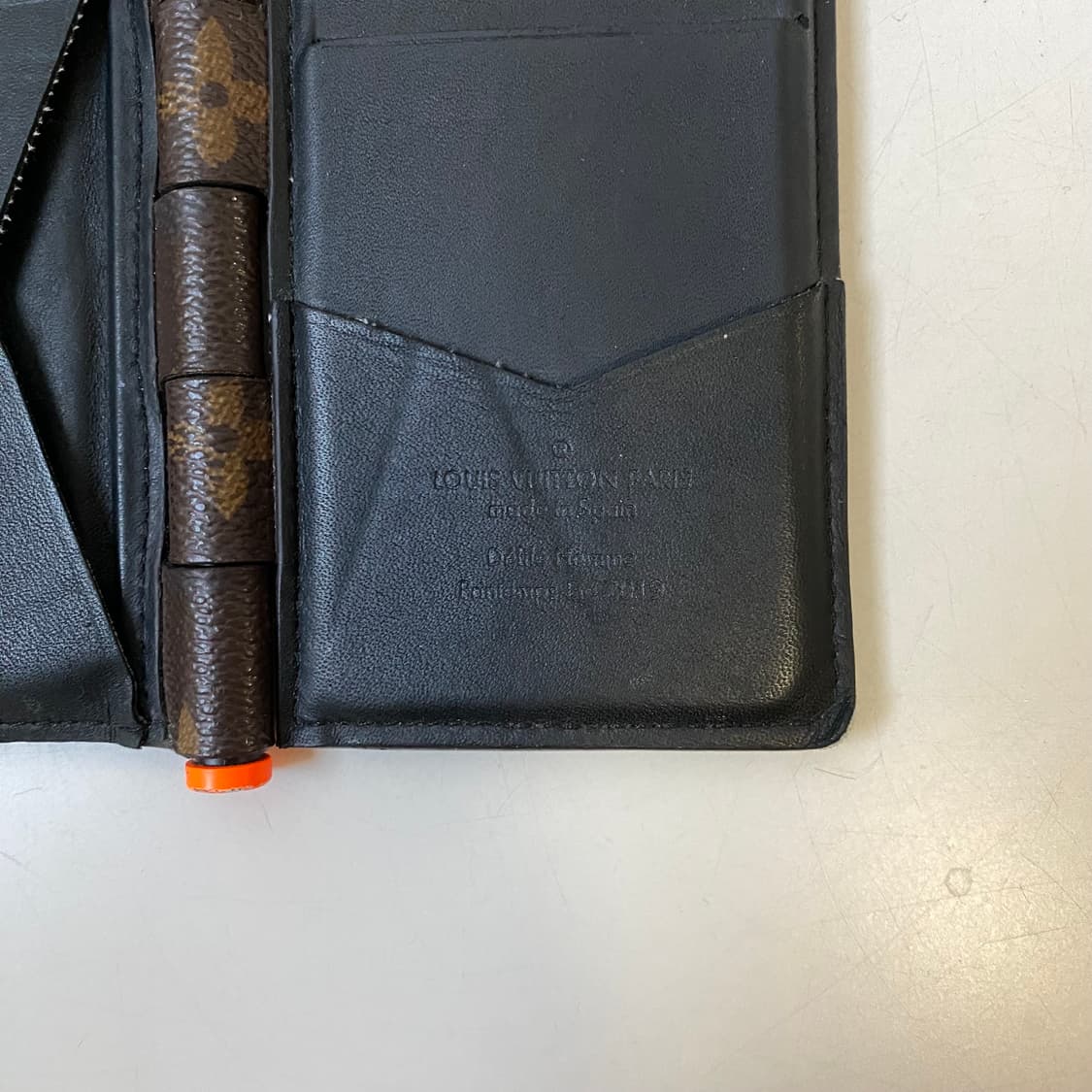 [Free] 루이비통 버질아블로 힌지 포켓 오거나이저 카드 지갑 상품이미지5
