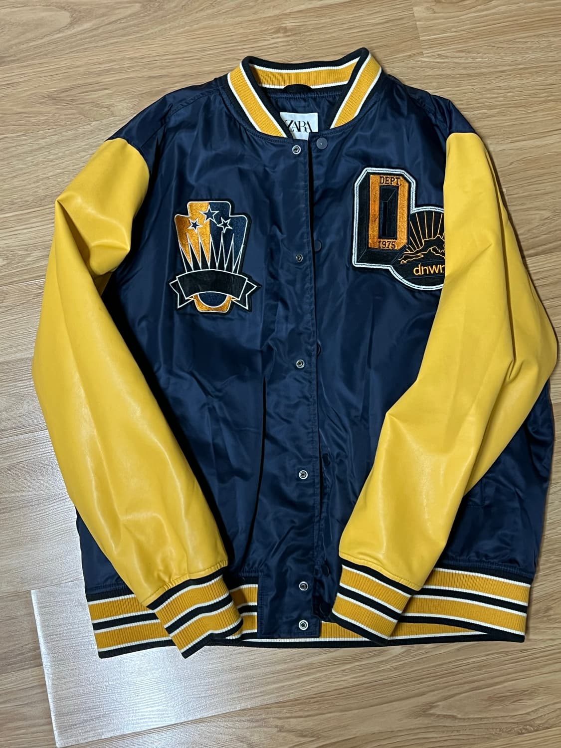 자라 바시티 자켓 상품이미지1