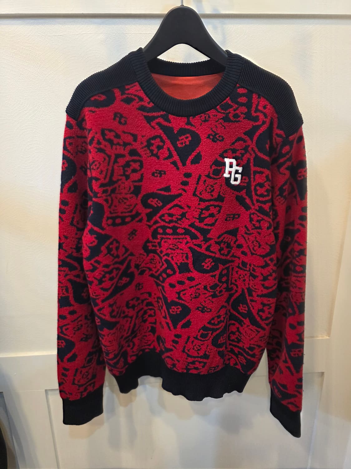 페리게이츠 패턴 니트 레드 블랙 상품이미지2