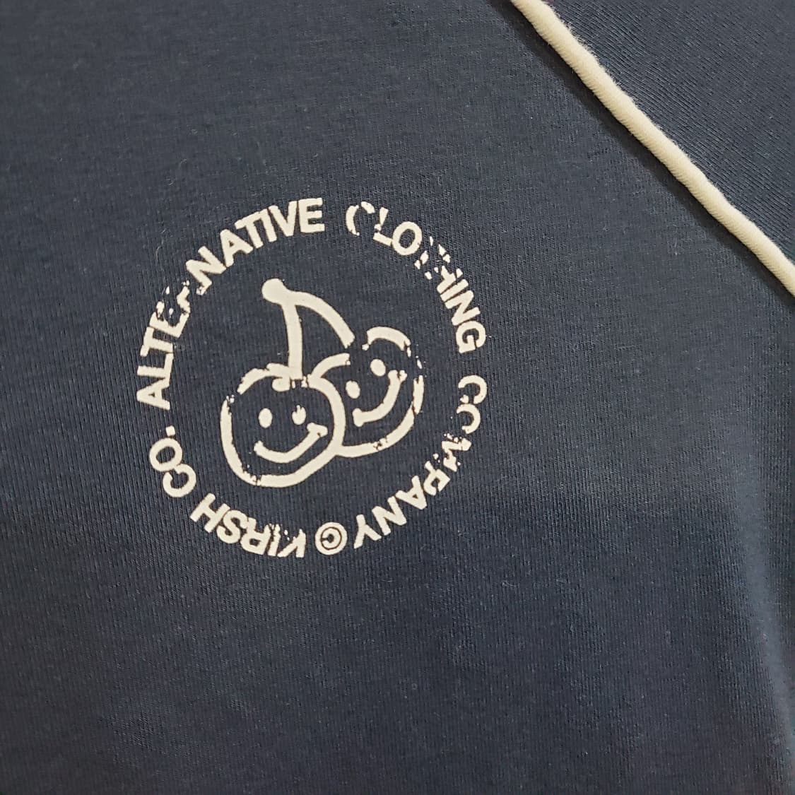 키르시 두들 체리 유넥 크롭 반팔  상품이미지3