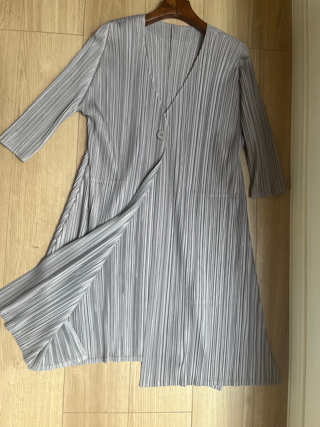 이세이미야케 플리츠플리즈 롱가디간자켓 상품이미지4