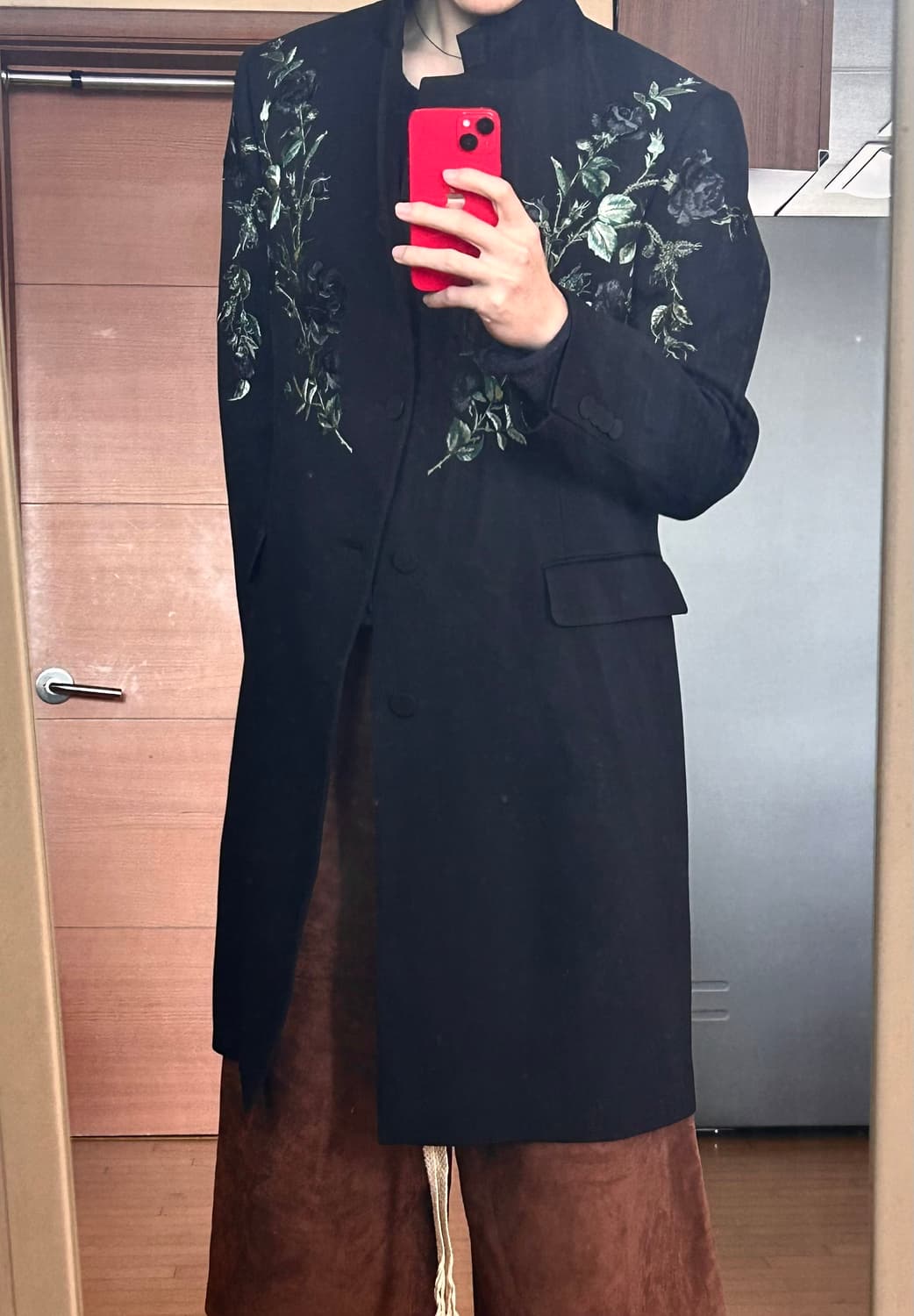 알렉산더 맥퀸 자수 롱코트 상품이미지2